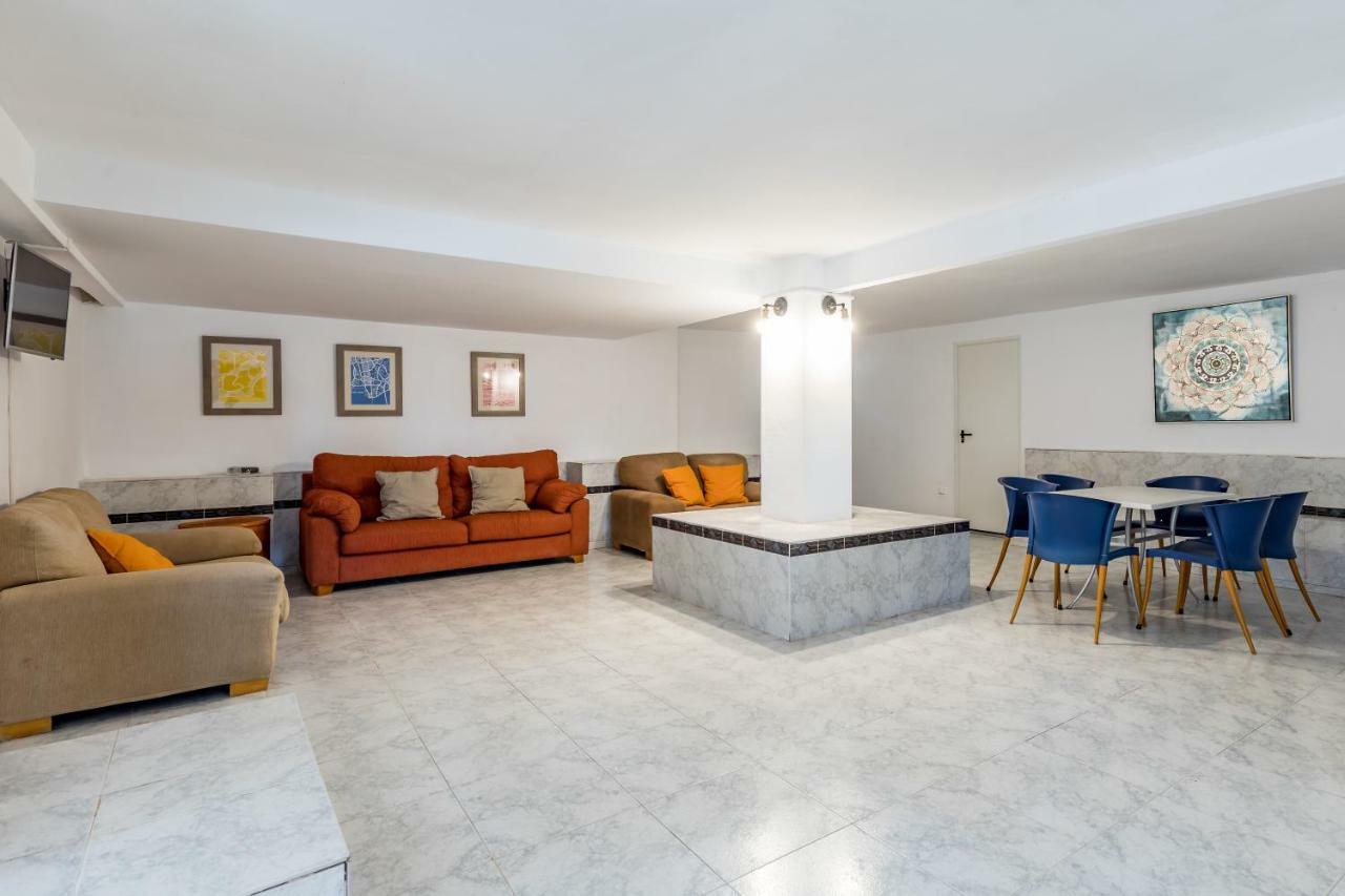 Villa La Colina à La Pobla de Vallbona Extérieur photo